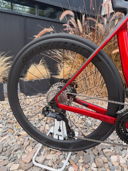 Trek Madone SL 6 Gen 8, 2025