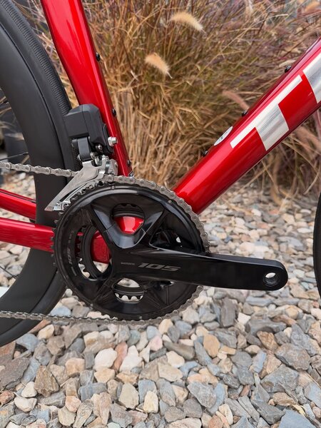 Trek Madone SL 6 Gen 8, 2025